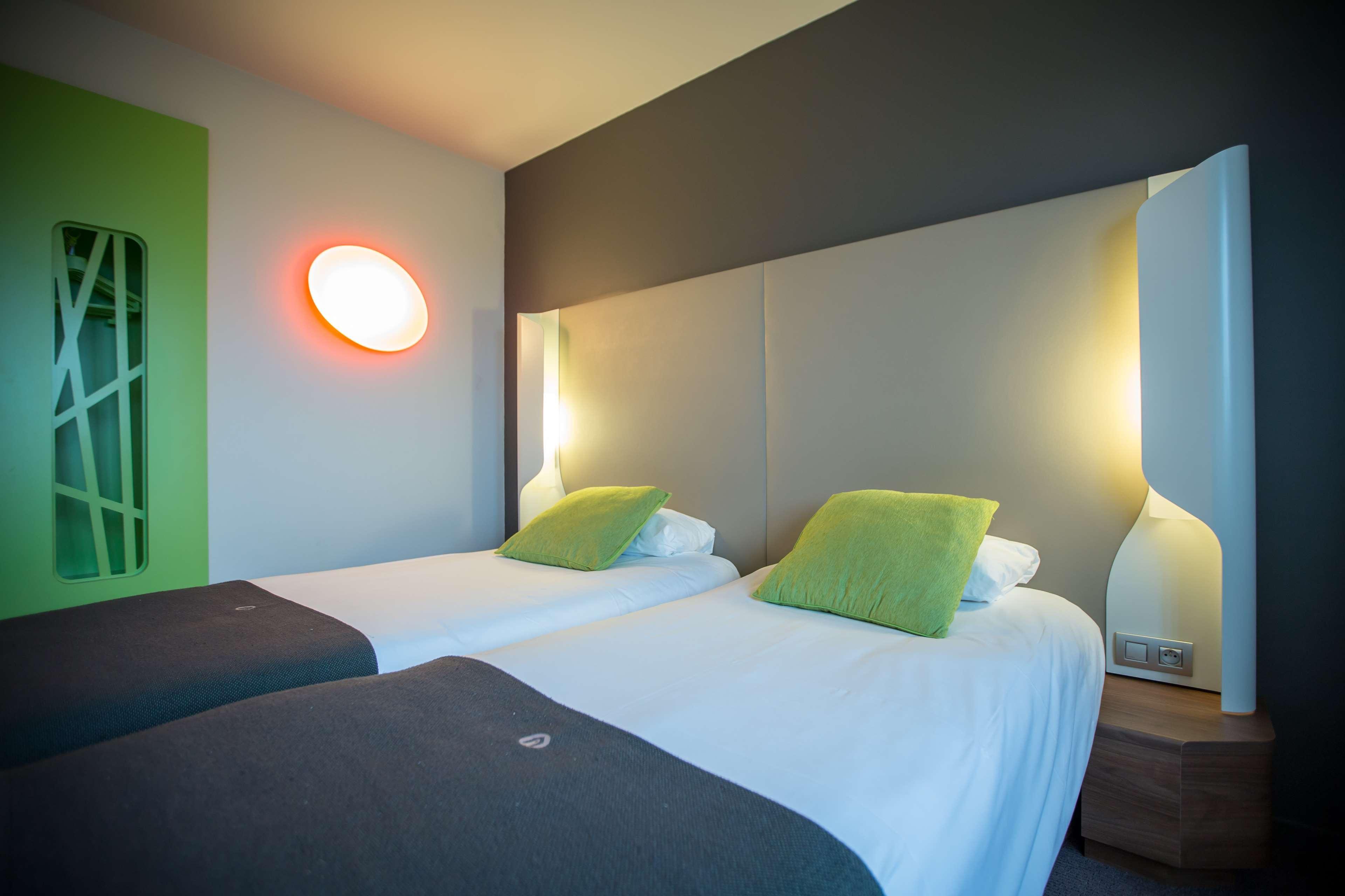 Campanile Dijon Congres Clemenceau Hotel Екстериор снимка